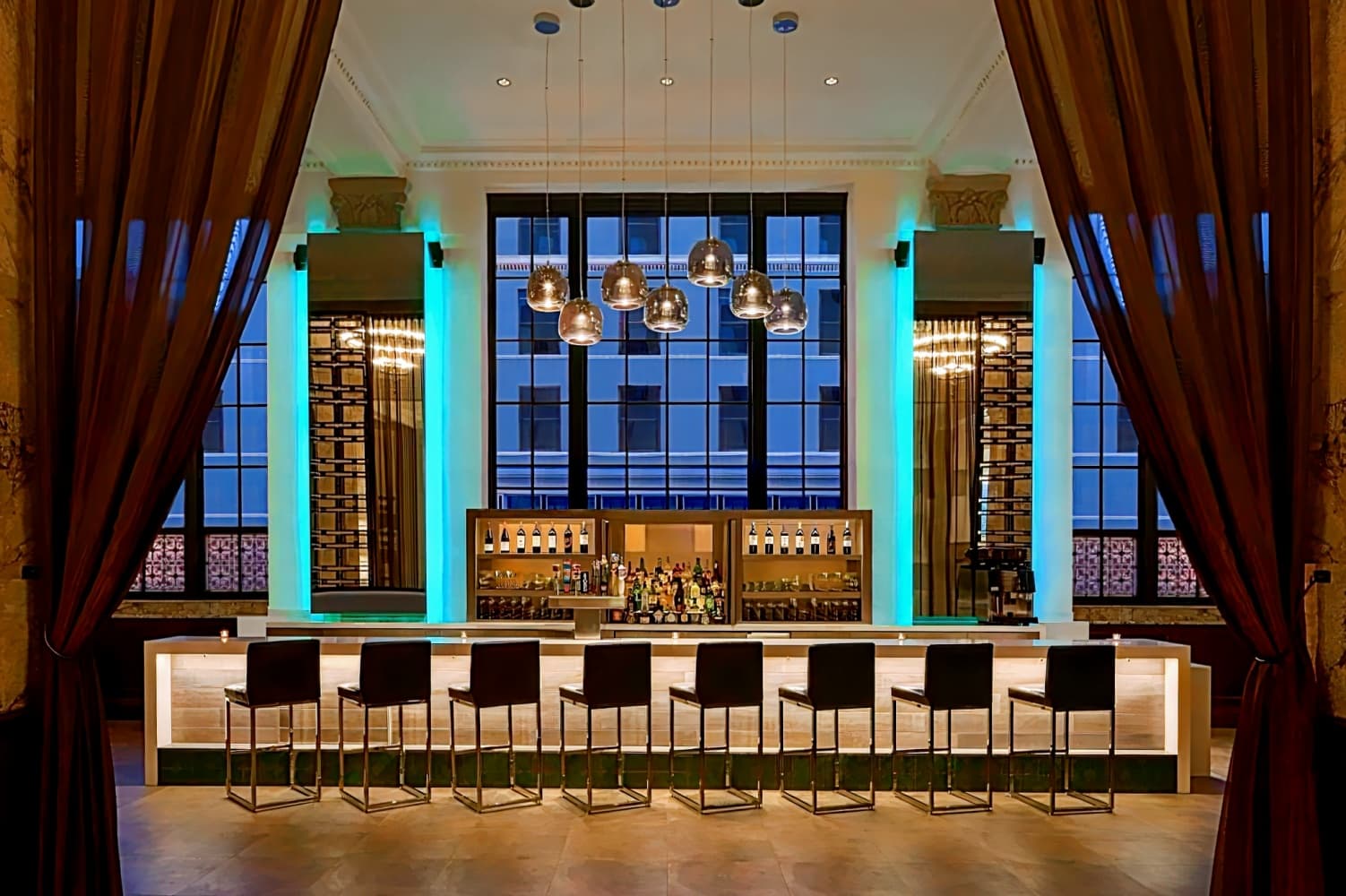 Courtyard by Marriott San Diego Downtown