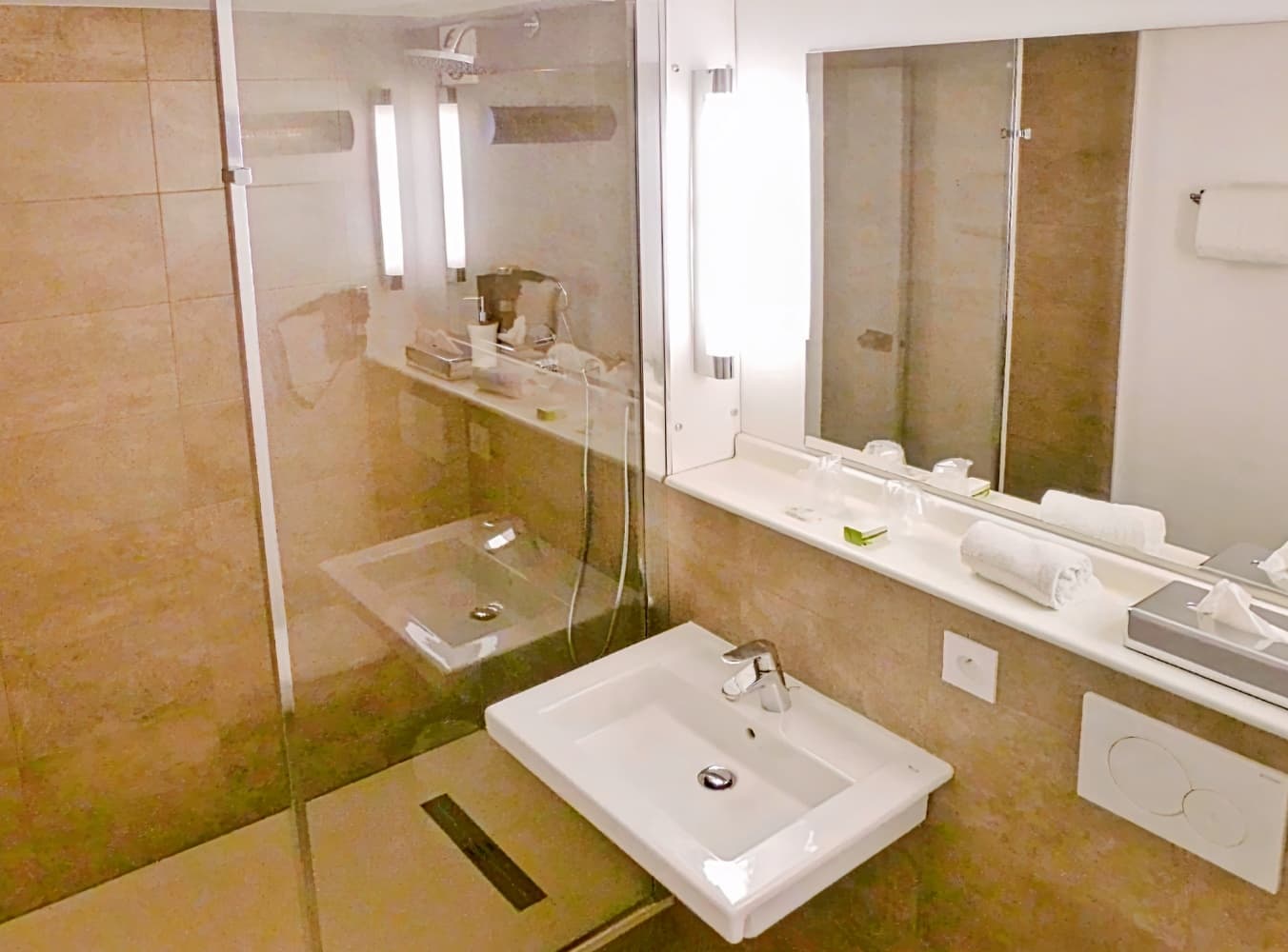 Kyriad Bordeaux - Merignac Aéroport