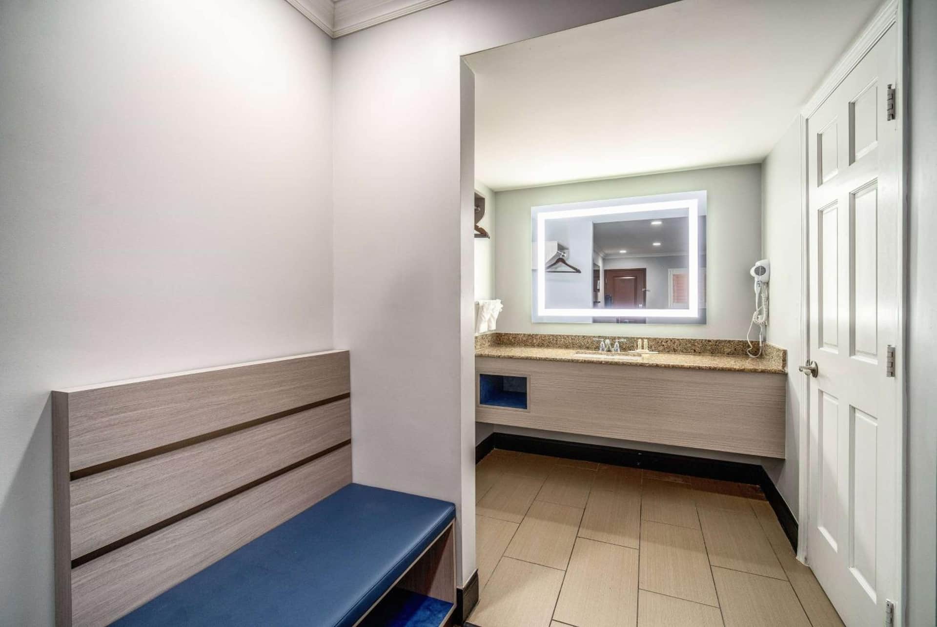 Travelodge Inn & Suites by Wyndham Bell Los Angeles Area