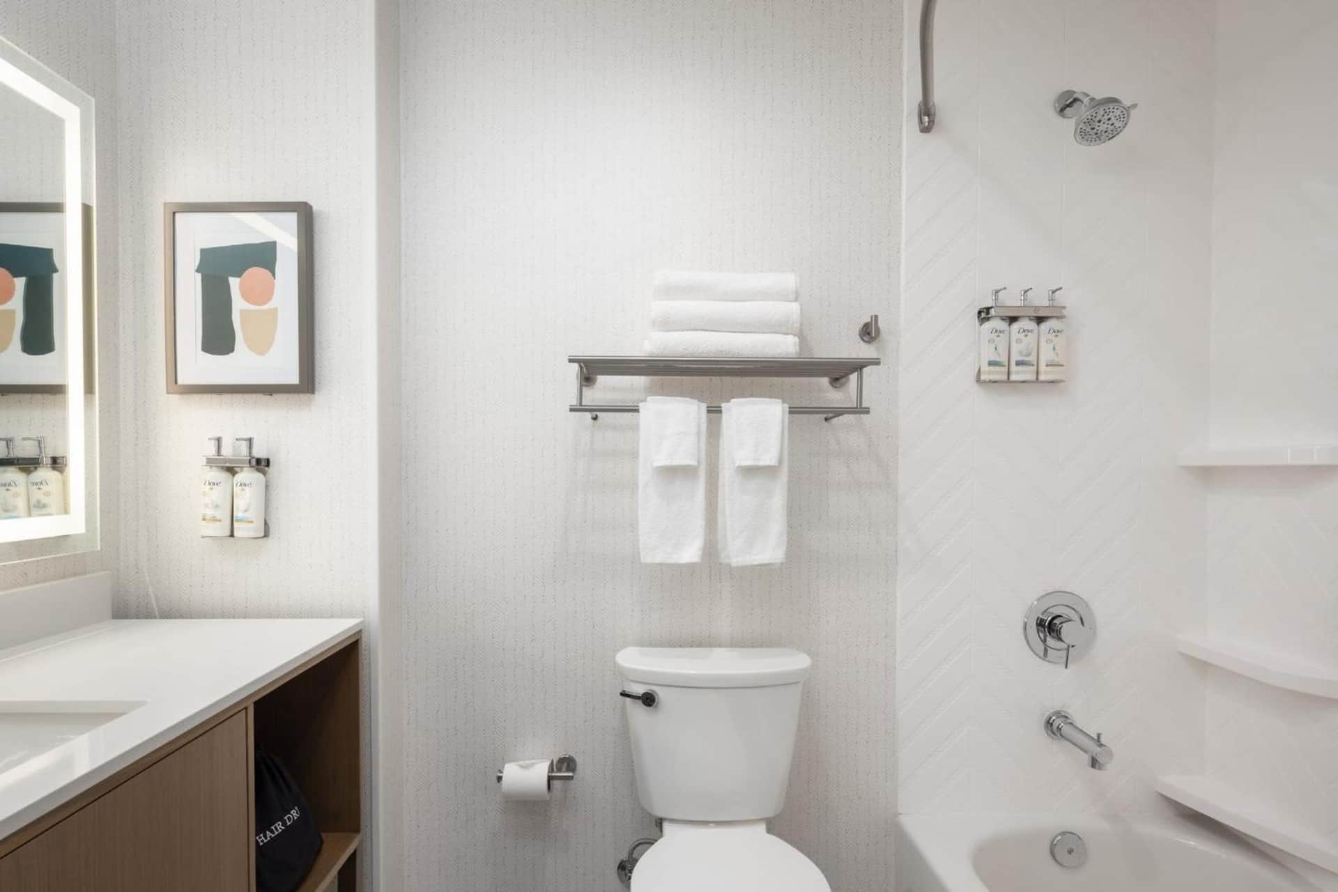 Holiday Inn & Suites Monterey Park Los Angeles, an IHG Hotel
