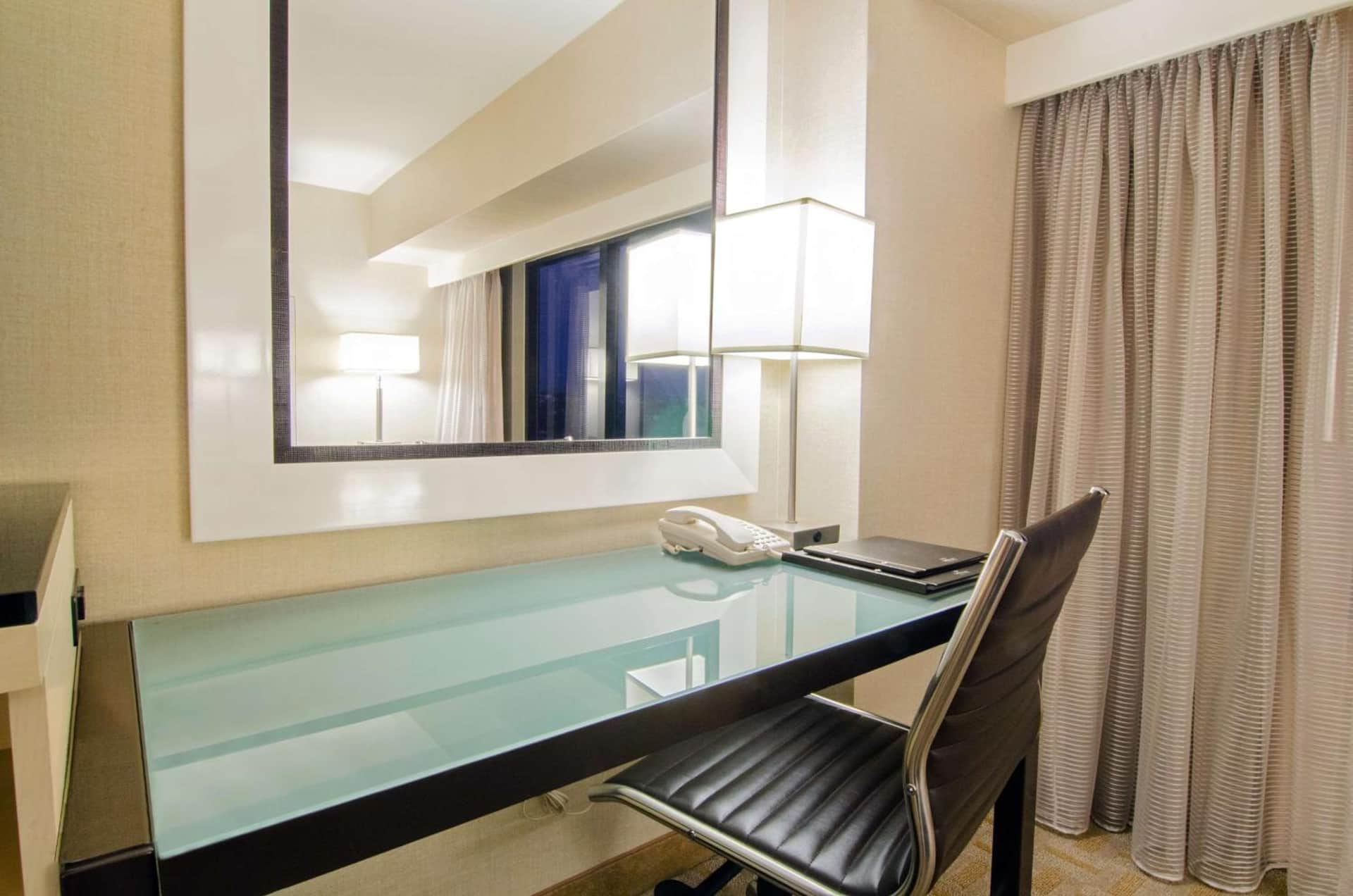 Hilton LAX Los Angeles Airport